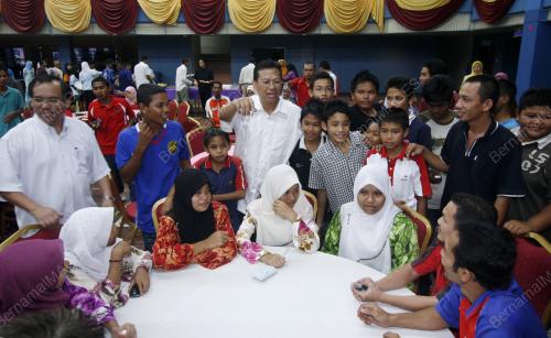 AHMAD SHABERY CHEEK