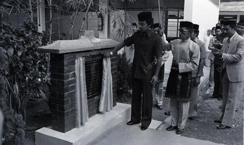 TENGKU ABDULLAH