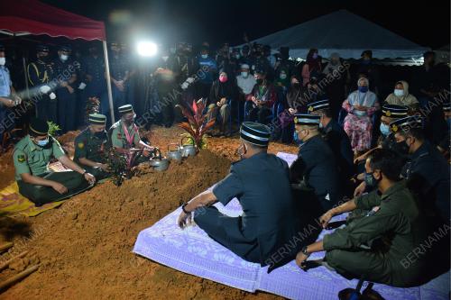 JENAZAH KAPTEN MOHAMAD AFFENDI BUSTAMY
