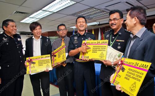 PH07_18092014_SAFECAM