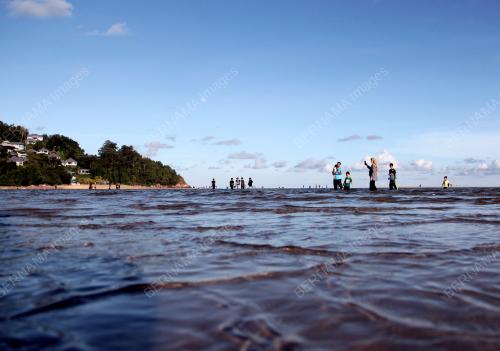 SUASANA CUTI HUJUNG MINGGU DI PANTAI CHERATING