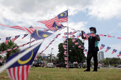 PEMASANGAN JALUR GEMILANG