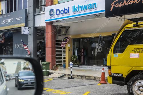 PREMIS GISB HOLDINGS DITUTUP