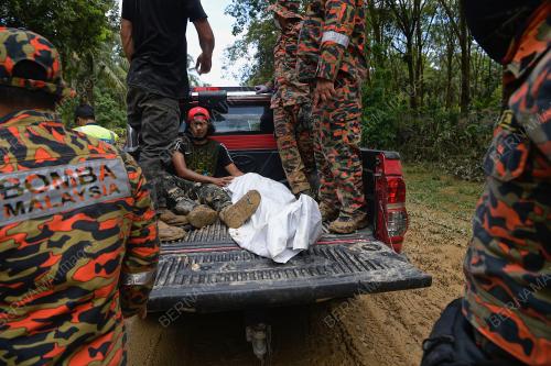 OPERASI MENCARI DAN MENYELAMAT MANGSA BANJIR