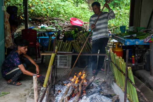 LEMANG TEPUNG