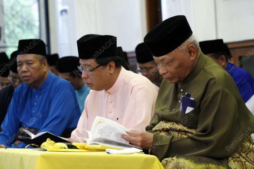 SULTAN AHMAD SHAH