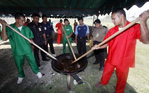 BANDUAN PENJARA PENOR