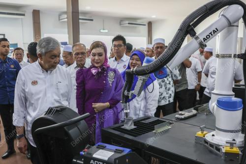 DATUK SERI DR AHMAD ZAHID HAMIDI