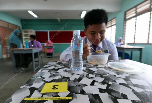 PEMBUKAAN SEKOLAH