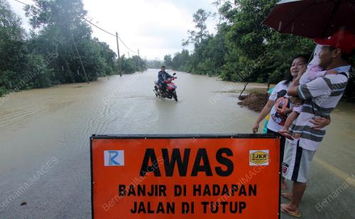 PH07_24122014_BANJIR