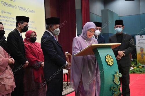 RAJA PERMAISURI AGONG
