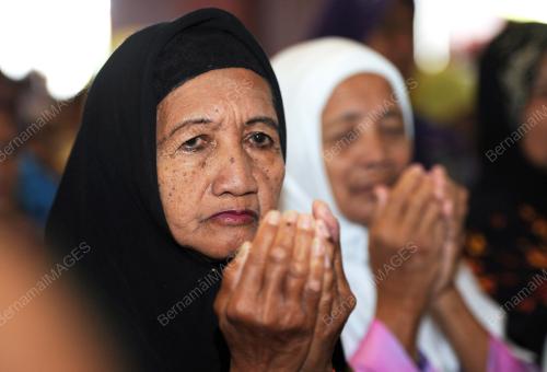DATUK SERI MOHD NAJIB TUN ABDUL RAZAK