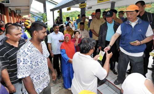 PH07_27122014_TM_BANJIR