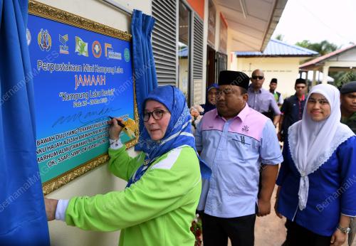 PH07_28032018_TUNKU_AZIZAH
