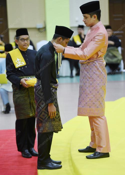 TENGKU HASSANAL IBRAHIM ALAM SHAH AL-SULTAN ABDULLAH