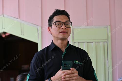 FIRDAUS FADZLI