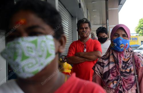 MEMATUHI PROSEDUR OPERASI STANDARD