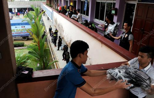 PH08_01012014_SEKOLAH