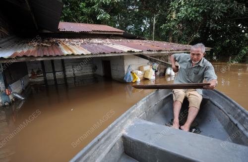 PH08_01012015_BANJIR