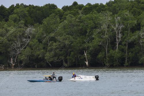 F3000 POWERBOAT