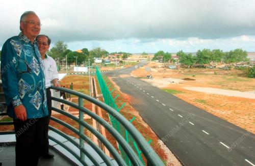 MOHD NAJIB TUN ABDUL RAZAK