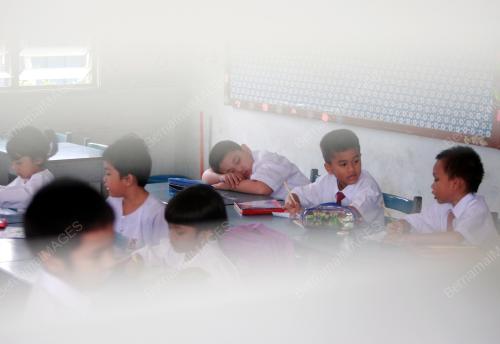 PH08_03012011_SEKOLAH