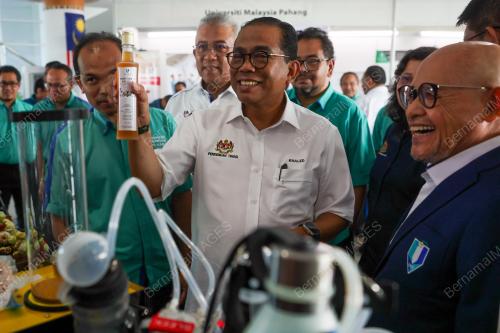 DATUK SERI MOHAMED KHALED NORDIN