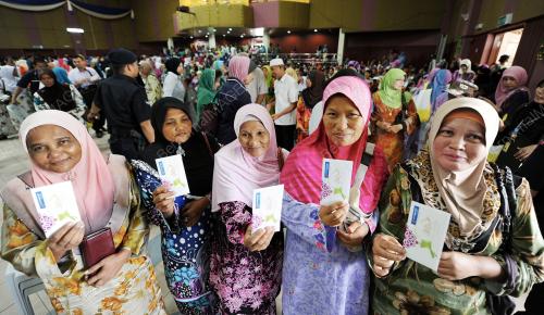 PH08_04082013_PM_ZAKAT