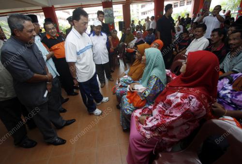 TENGKU ABDULLAH SULTAN AHMAD SHAH