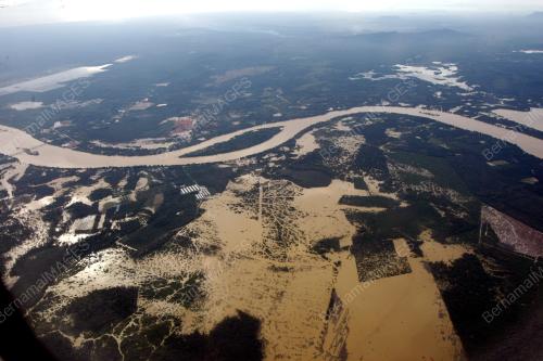 PH08_05012015_TINJAUAN_BANJIR