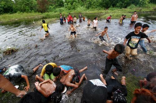 PESTA PAYA SUNGAI SOI