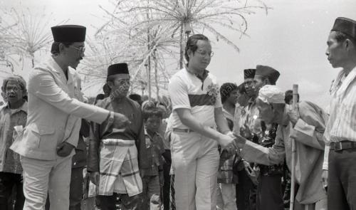 MOHD. NAJIB TUN ABDUL RAZAK
