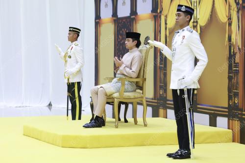 TENGKU HASSANAL IBRAHIM ALAM SHAH
