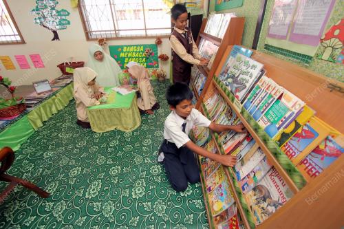 PH08_07042014_PERPUSTAKAAN