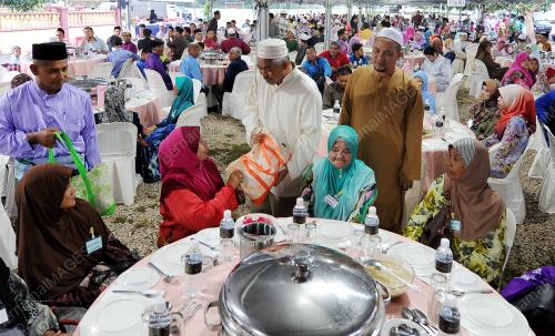 PH08_08072014_RAMADAN