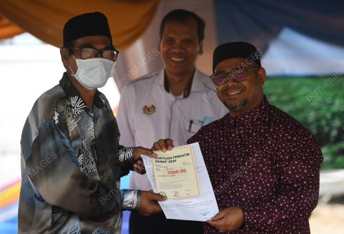 DATUK DR MOHD KHAIRUDDIN AMAN RAZALI