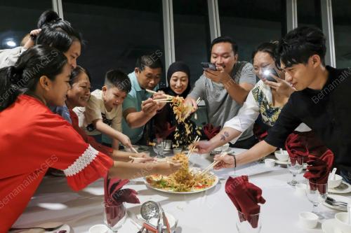 MAKAN BESAR TAHUN BARU CINA