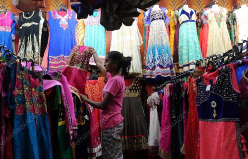 PH08_09112015_DEEPAVALI