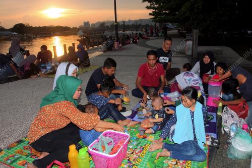 PH08_10052019_BERBUKA