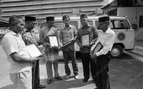 PH08_10081984_ANUGERAH