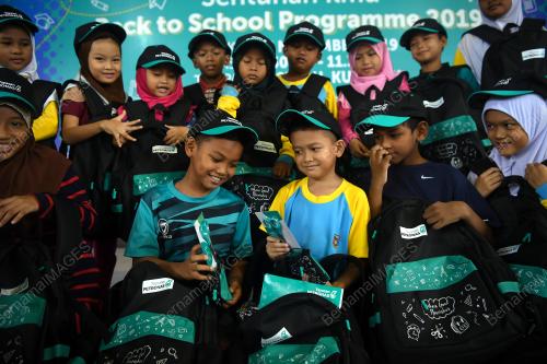 PH08_12112019_KEMBALI_SEKOLAH_BN201911117284