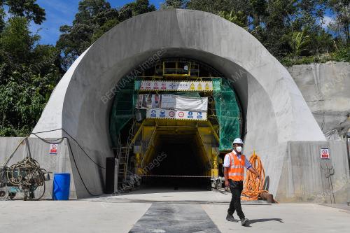 MESIN PENGOREK TEROWONG (TBM) ECRL