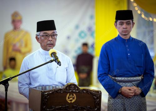 AL-SULTAN ABDULLAH RI'AYATUDDIN AL-MUSTAFA BILLAH SHAH