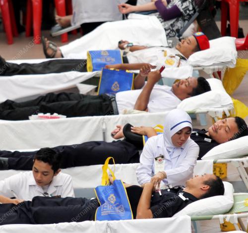 ANGGOTA PDRM DERMA DARAH