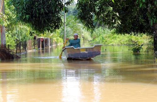 PH08_13122013_BANJIR