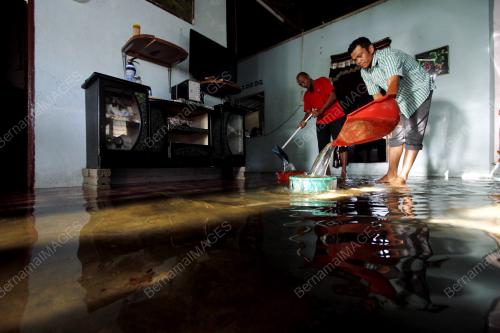PH08_15022013_BANJIR