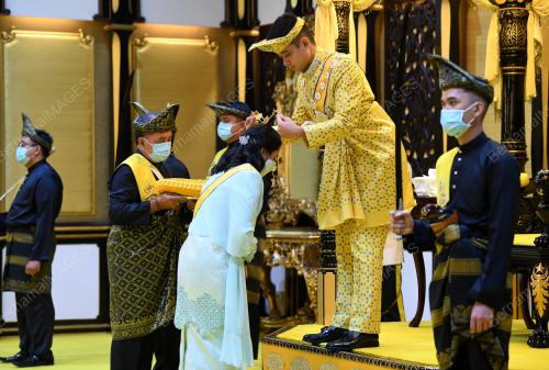 TENGKU HASSANAL IBRAHIM ALAM SHAH AL-SULTAN ABDULLAH