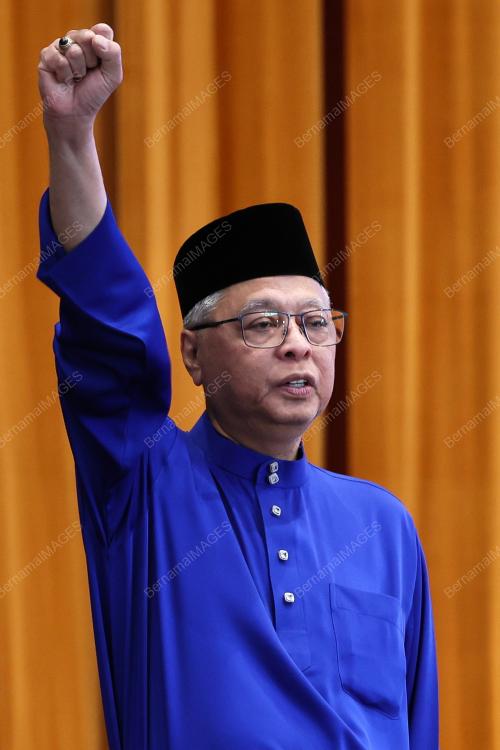 DATUK SERI ISMAIL SABRI YAAKOB