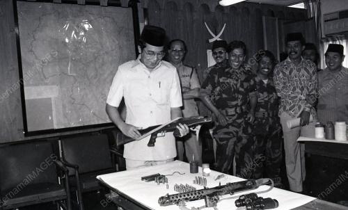 MOHD NAJIB TUN ABDUL RAZAK