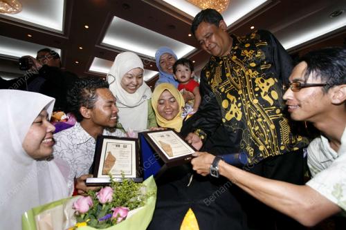 SHARIFAH AZMAWATI SYED ABDUL AZIZ